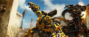 Transformers: Revenge of the Fallen — Bumblebee vs Rampage