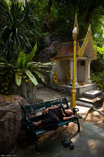 Дорога к тайскому храму